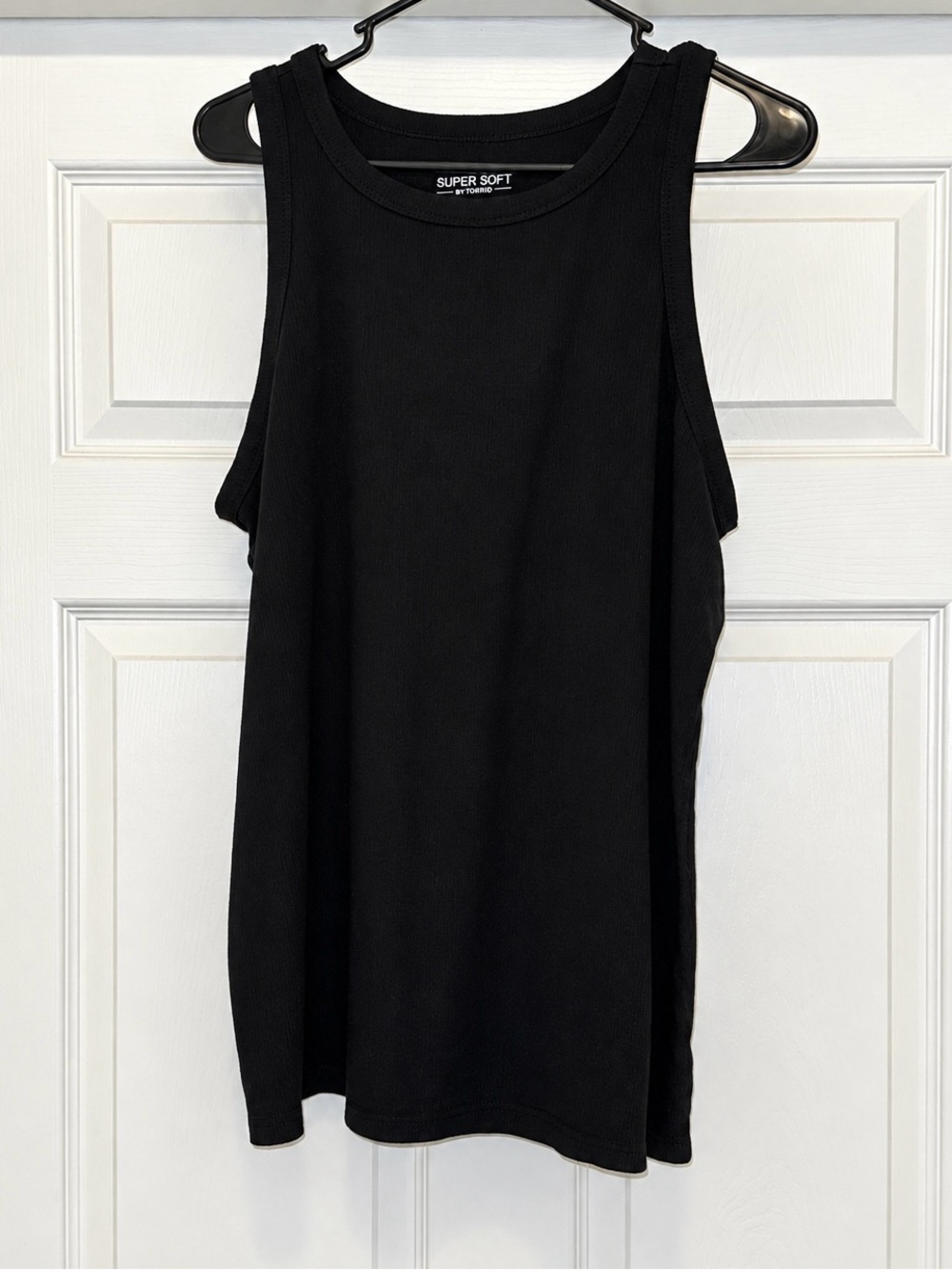Super Soft Women's Torrid Ribbed Knit Black Tank Top